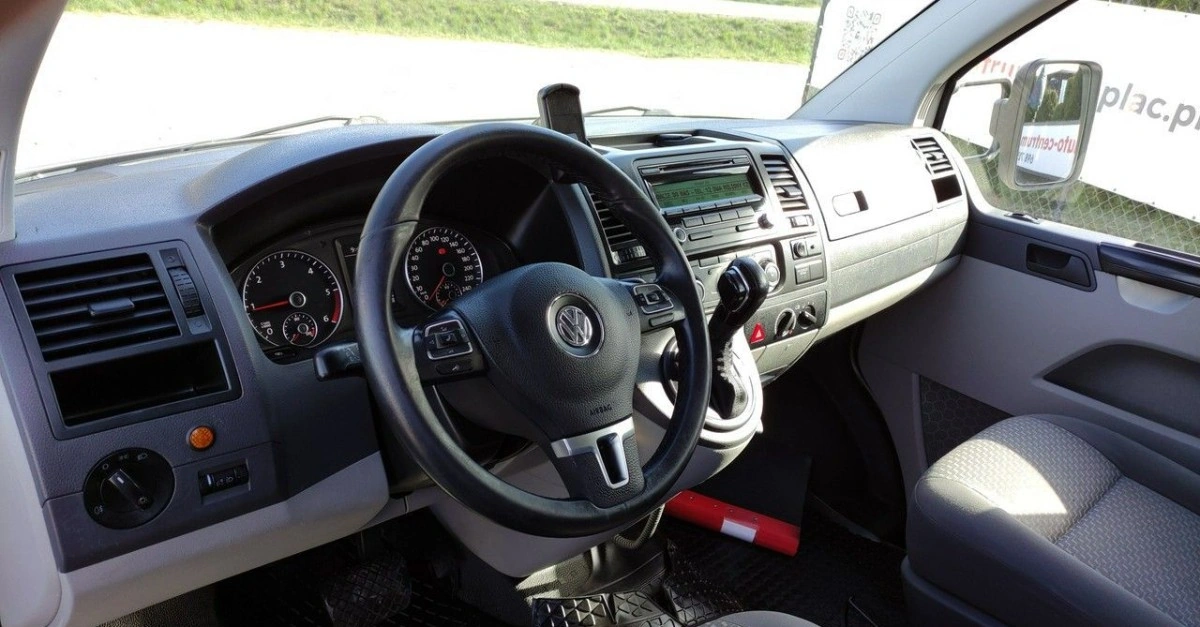 Volkswagen Transporter - Zdjęcie 20