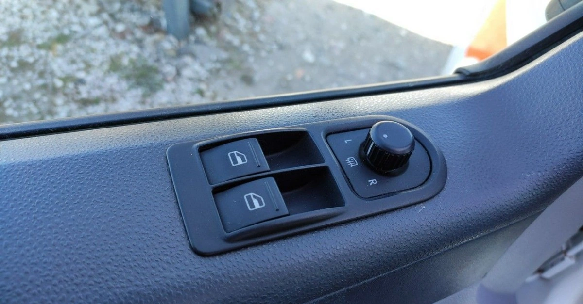 Volkswagen Transporter - Zdjęcie 21