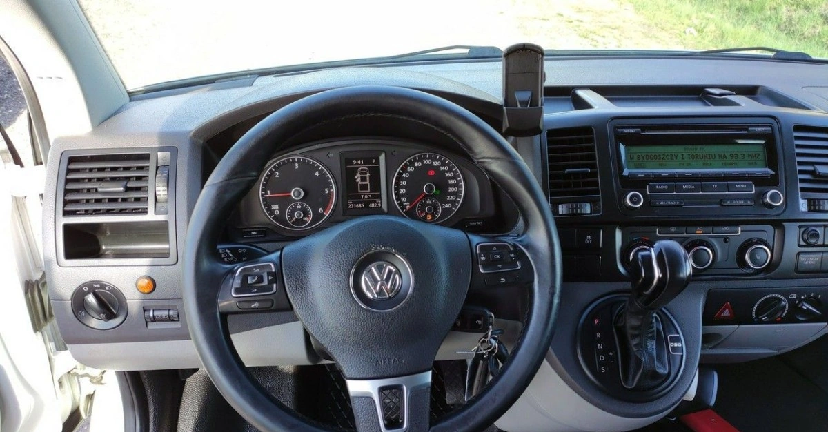 Volkswagen Transporter - Zdjęcie 27