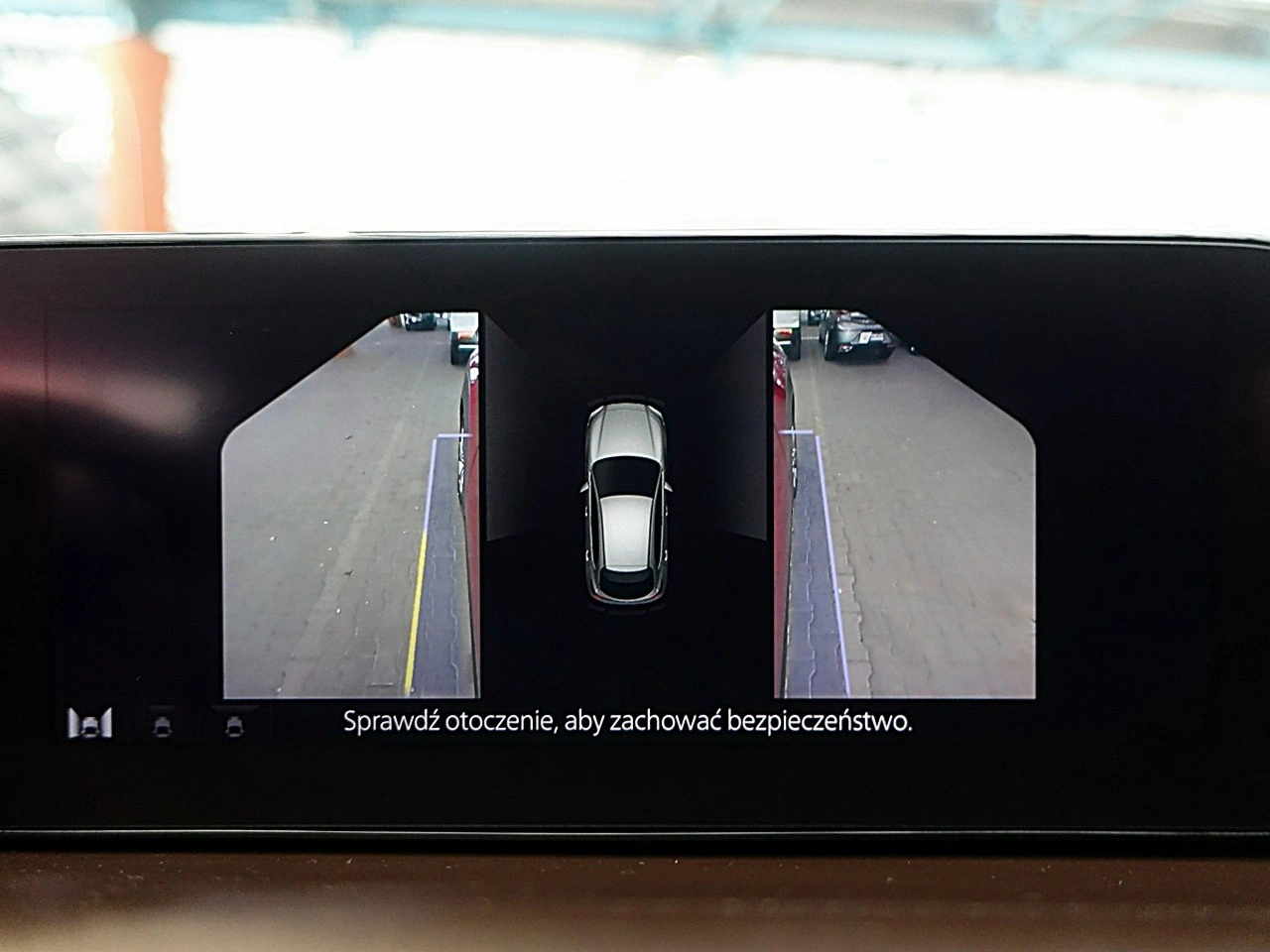 Mazda CX-30 - Zdjęcie 32