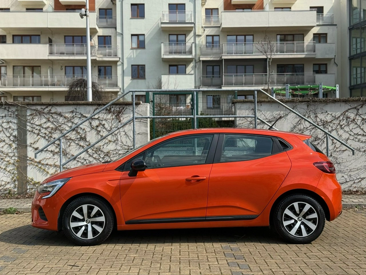 Renault Clio - Zdjęcie 11