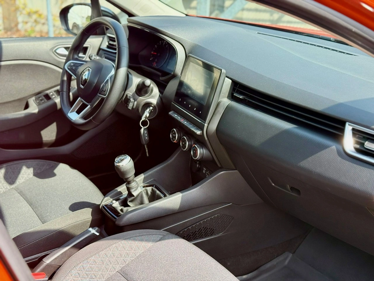 Renault Clio - Zdjęcie 15