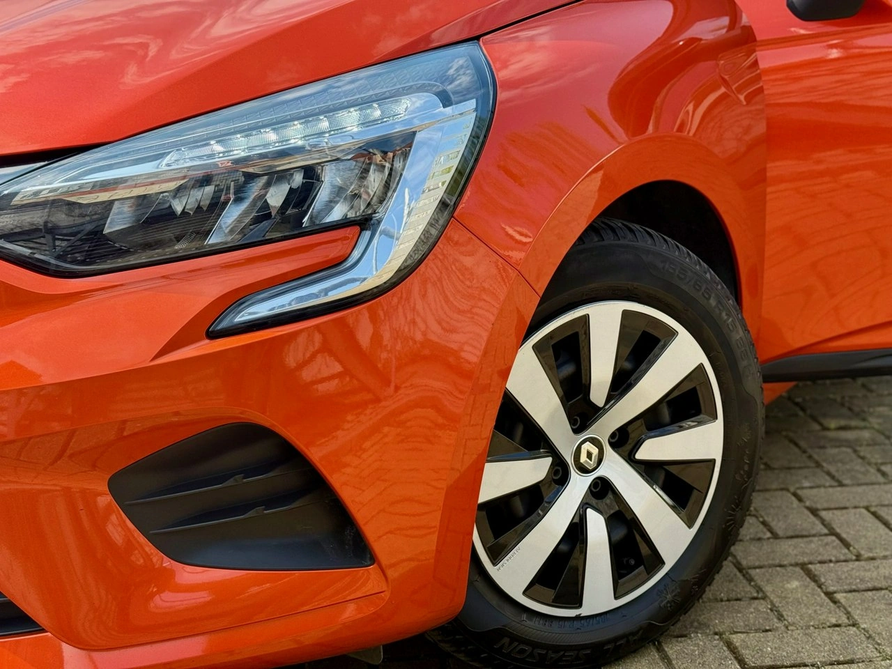 Renault Clio - Zdjęcie 27