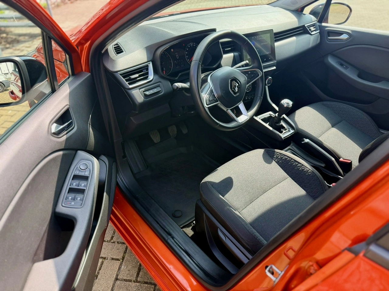 Renault Clio - Zdjęcie 4