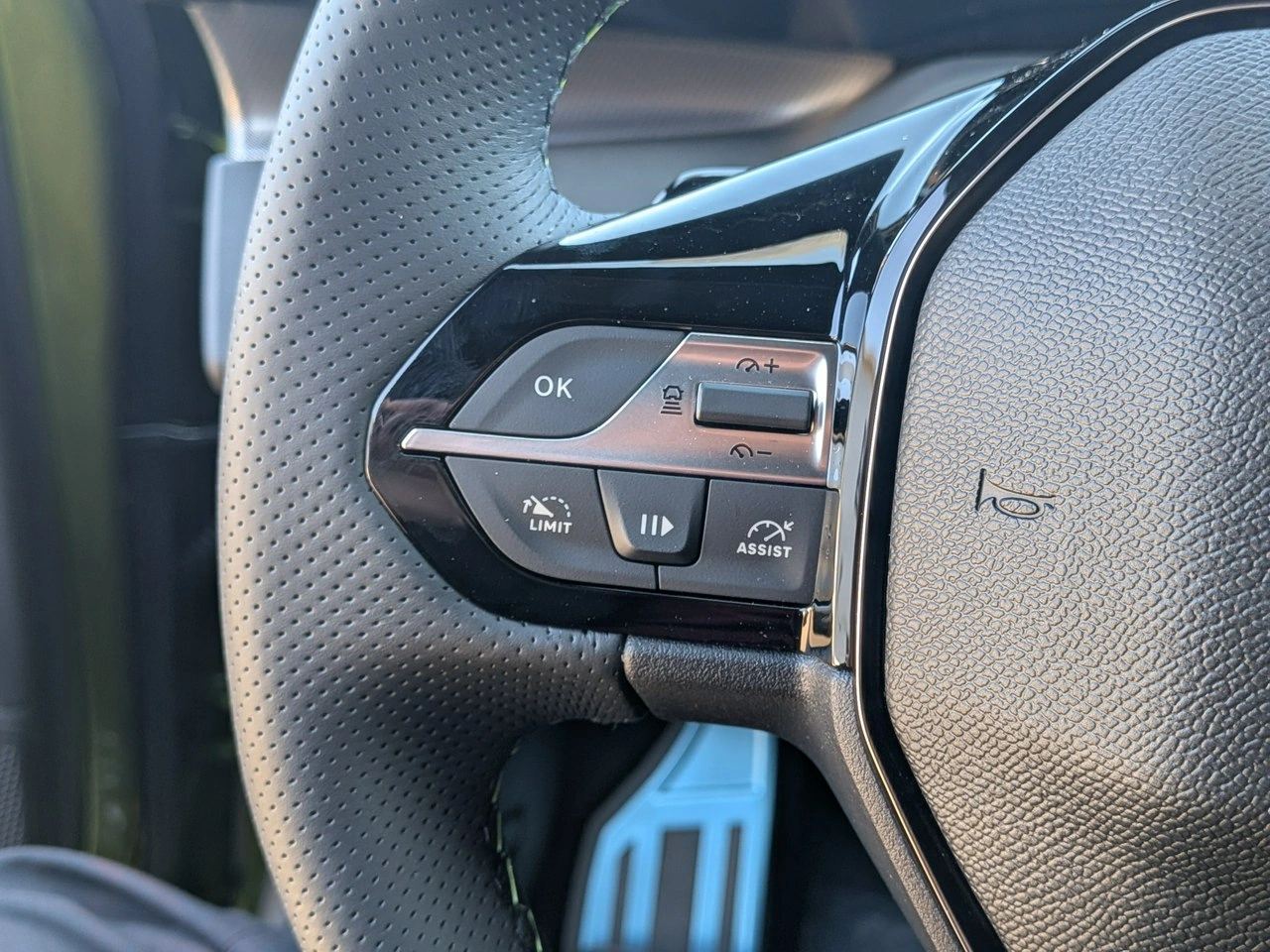 Peugeot 408 - Zdjęcie 15