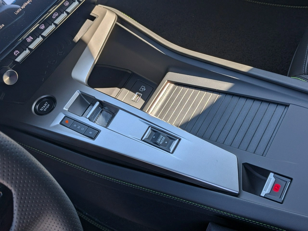 Peugeot 408 - Zdjęcie 20