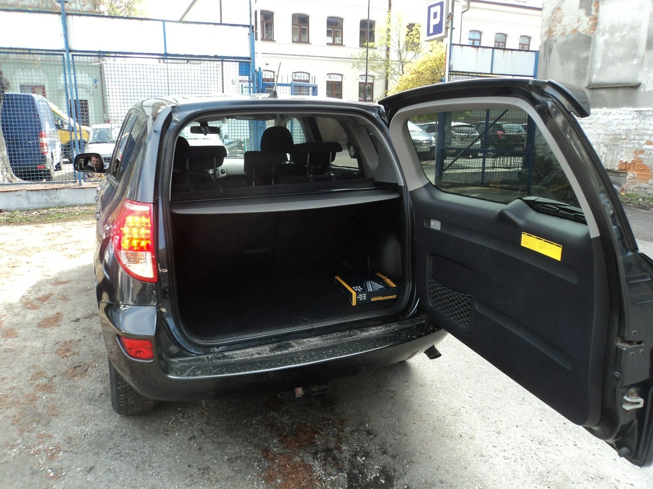 Toyota RAV-4 - Zdjęcie 11