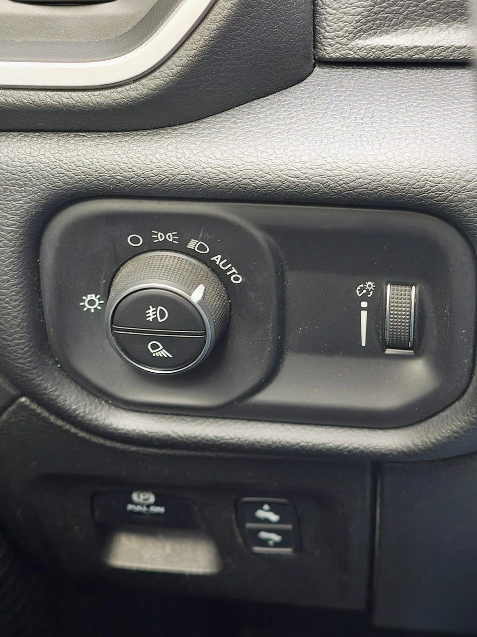 RAM 1500 - Zdjęcie 23