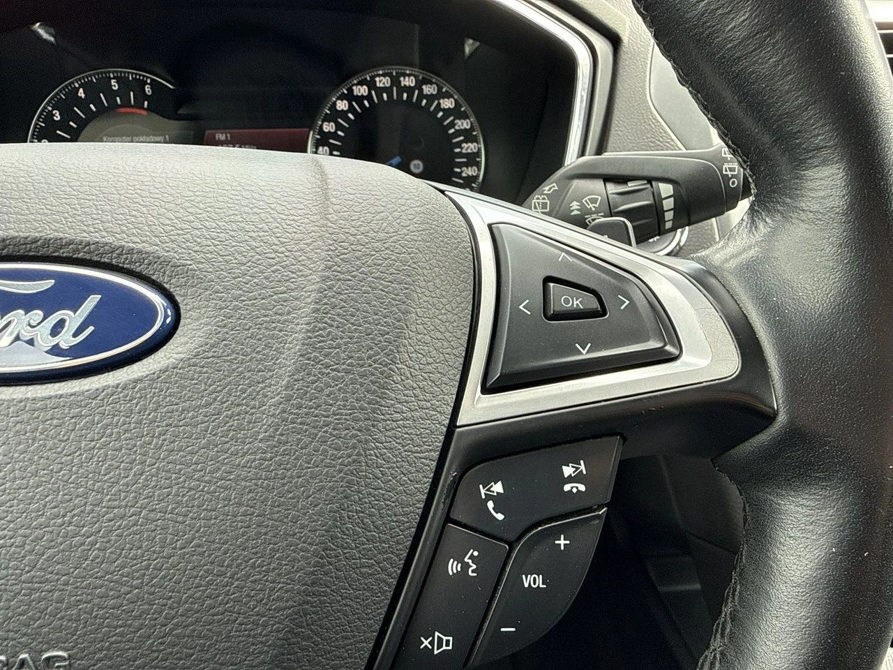 Ford Mondeo - Zdjęcie 14