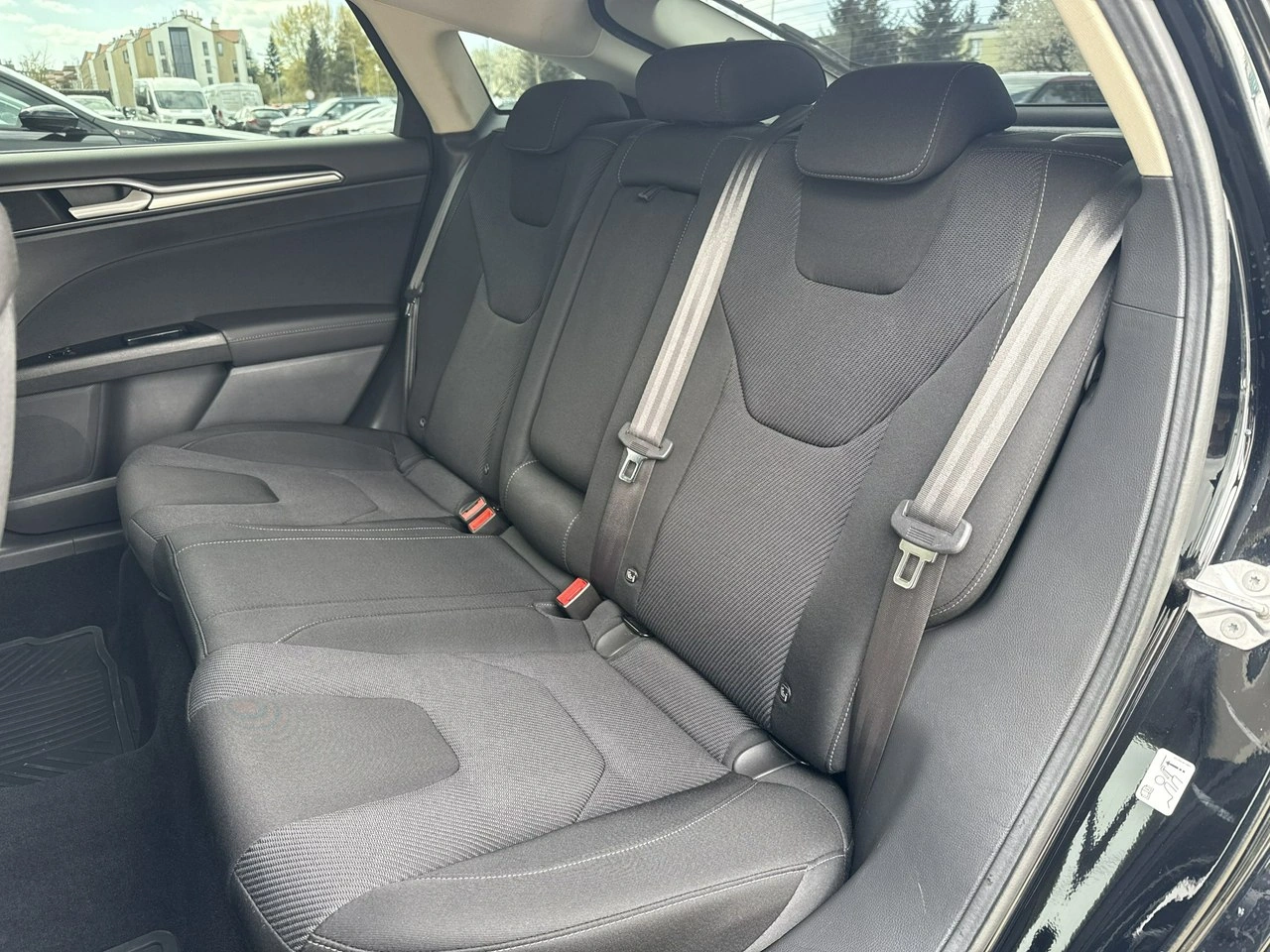 Ford Mondeo - Zdjęcie 17