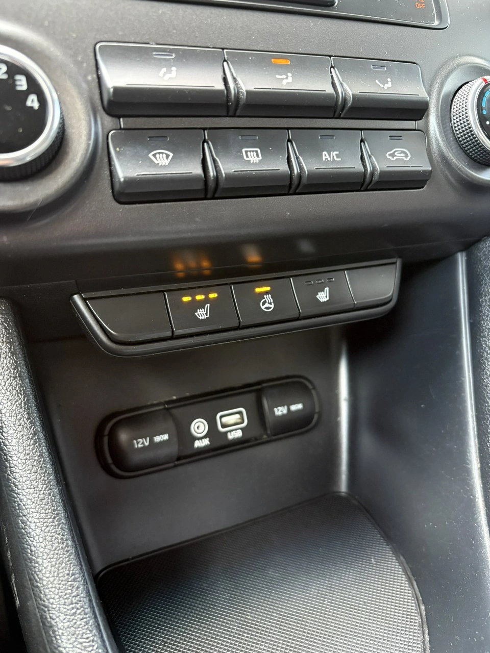 Kia Sportage - Zdjęcie 25