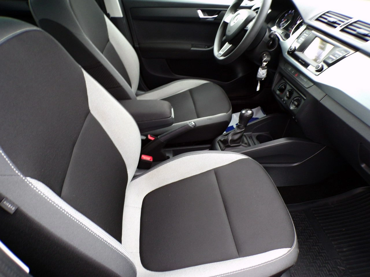 Skoda Fabia - Zdjęcie 20