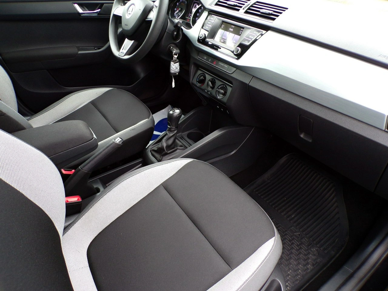 Skoda Fabia - Zdjęcie 21