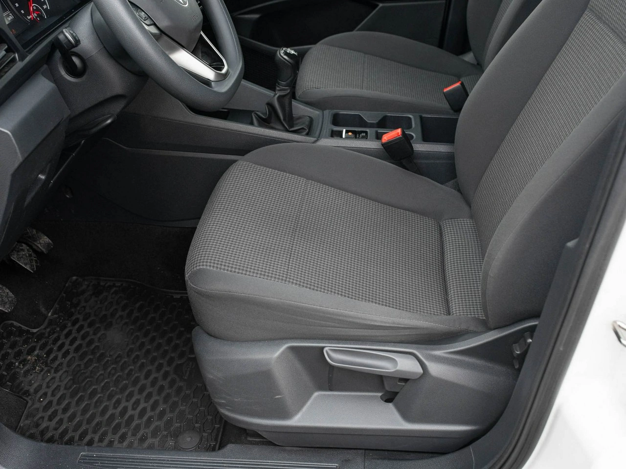 Volkswagen Caddy - Zdjęcie 10