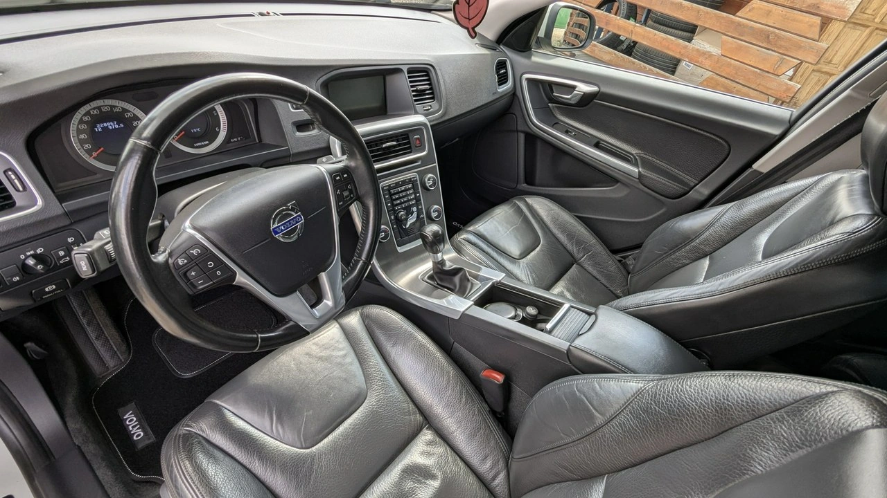 Volvo S60 - Zdjęcie 13