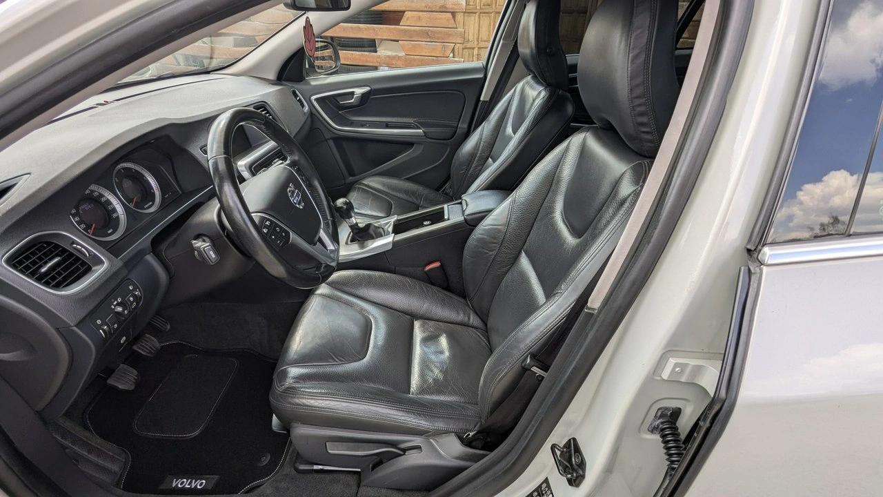 Volvo S60 - Zdjęcie 14