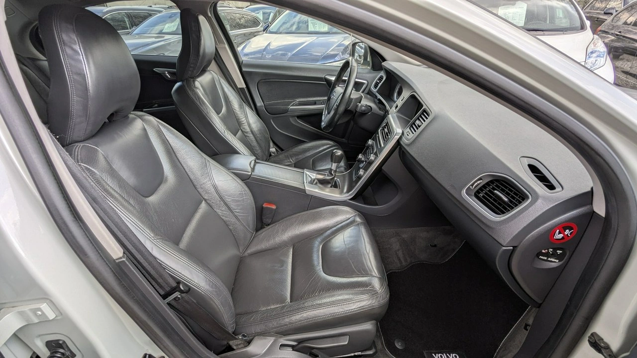 Volvo S60 - Zdjęcie 18