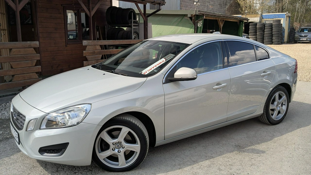 Volvo S60 - Zdjęcie 3