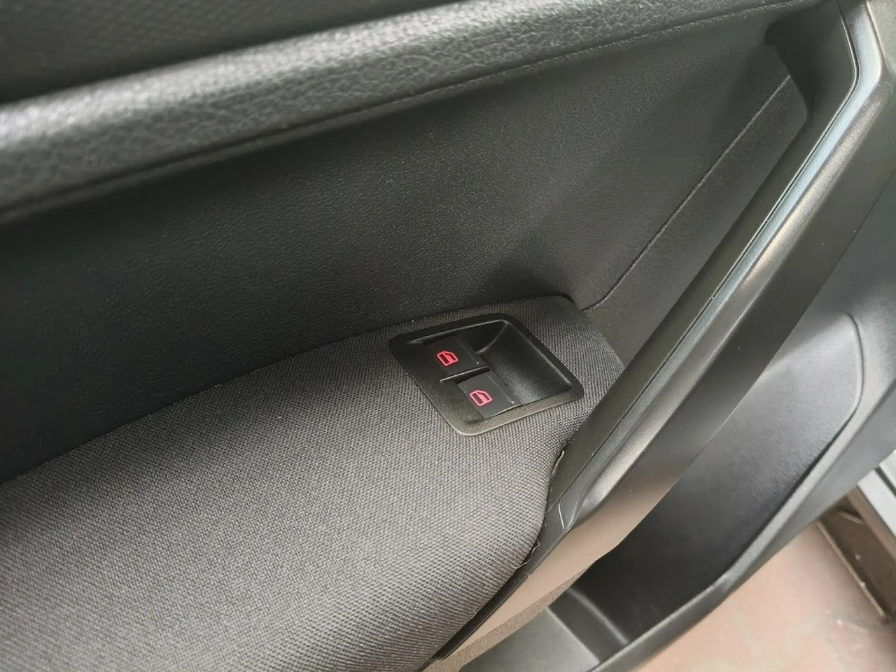 Volkswagen Caddy - Zdjęcie 10