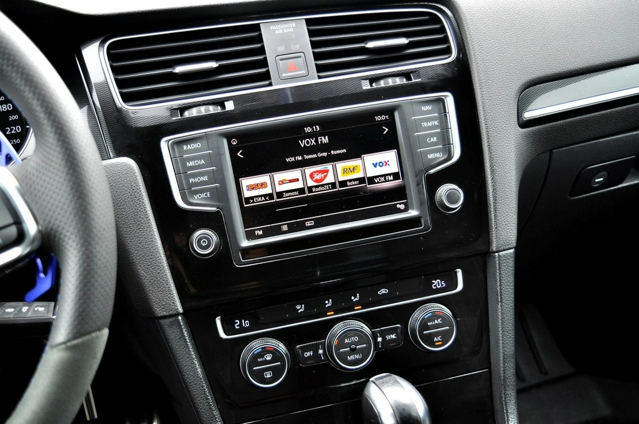 Volkswagen Golf - Zdjęcie 13