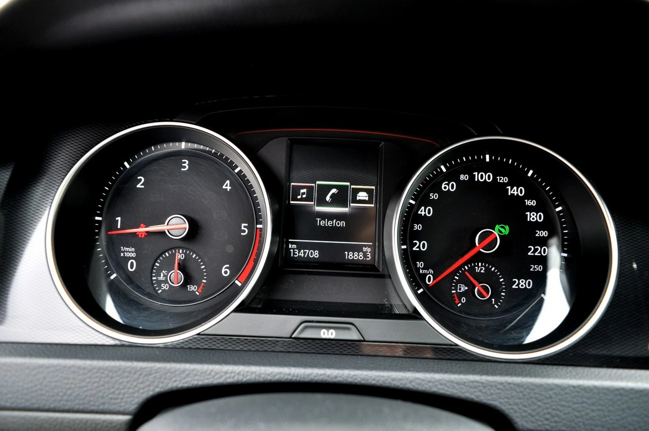 Volkswagen Golf - Zdjęcie 20