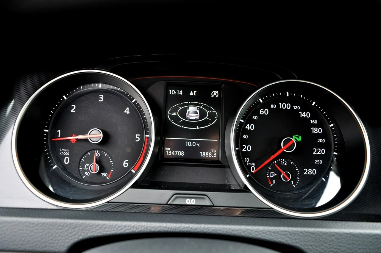 Volkswagen Golf - Zdjęcie 21