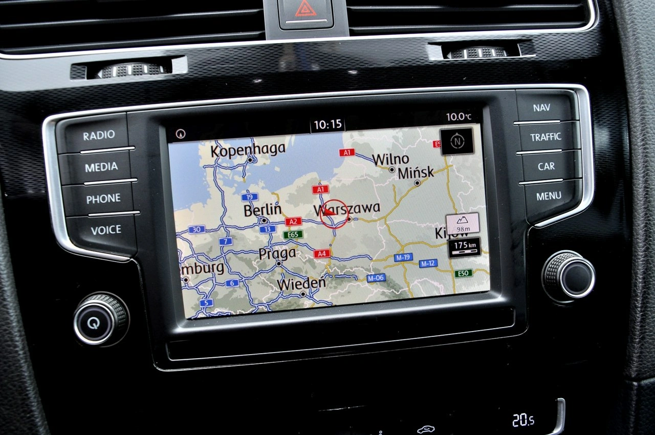 Volkswagen Golf - Zdjęcie 25