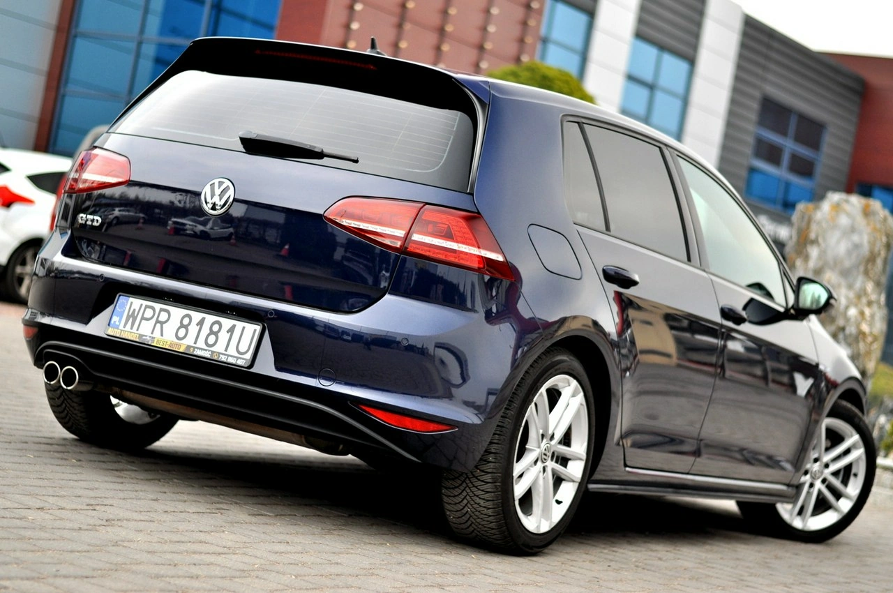 Volkswagen Golf - Zdjęcie 36