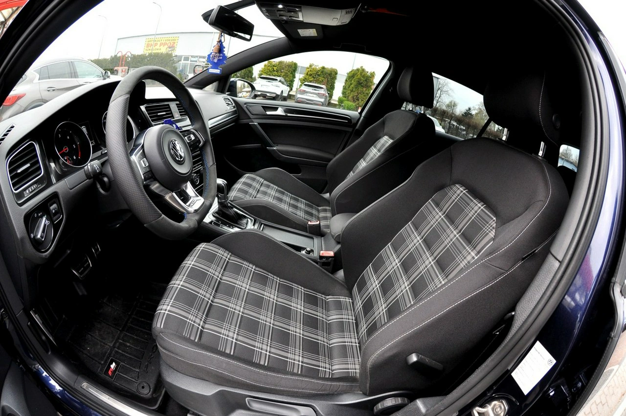 Volkswagen Golf - Zdjęcie 6