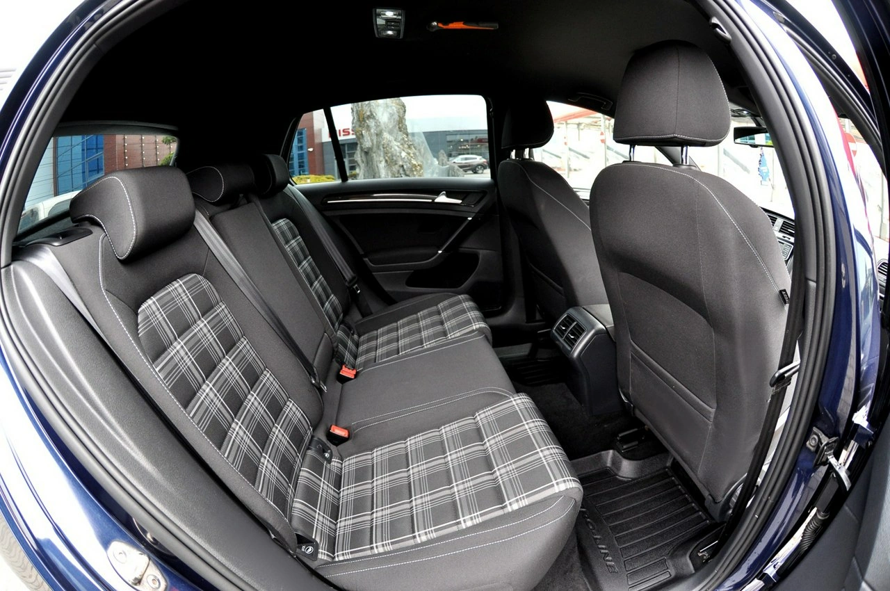 Volkswagen Golf - Zdjęcie 8