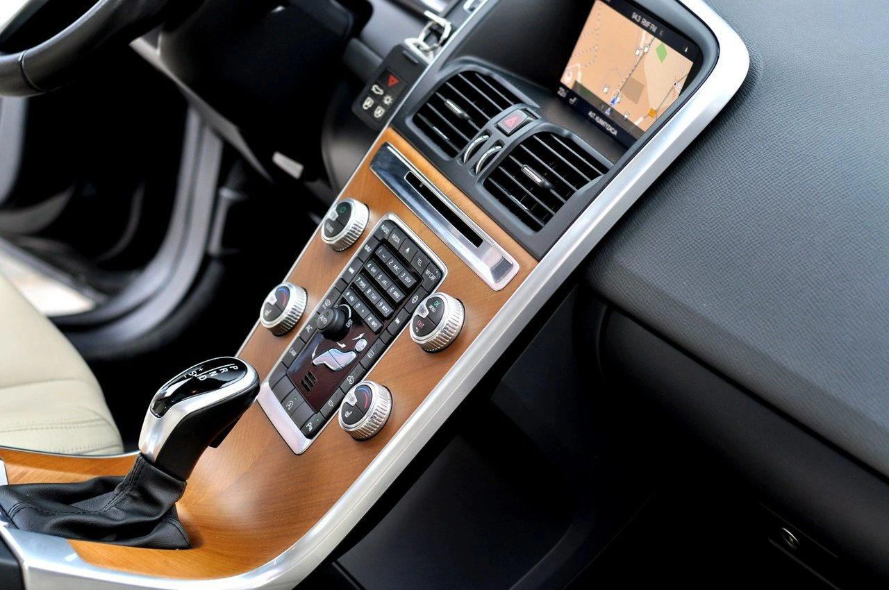 Volvo XC 60 - Zdjęcie 14