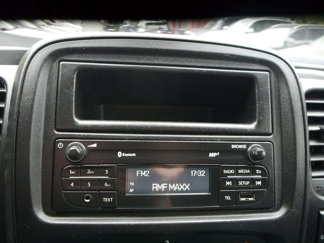 Opel Vivaro - Zdjęcie 20