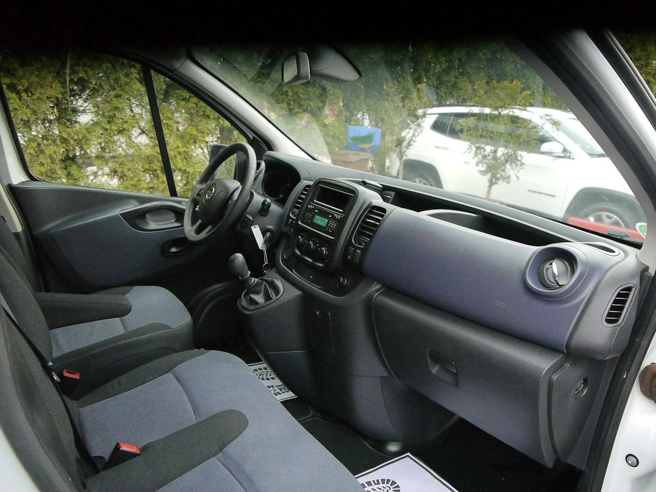 Opel Vivaro - Zdjęcie 23