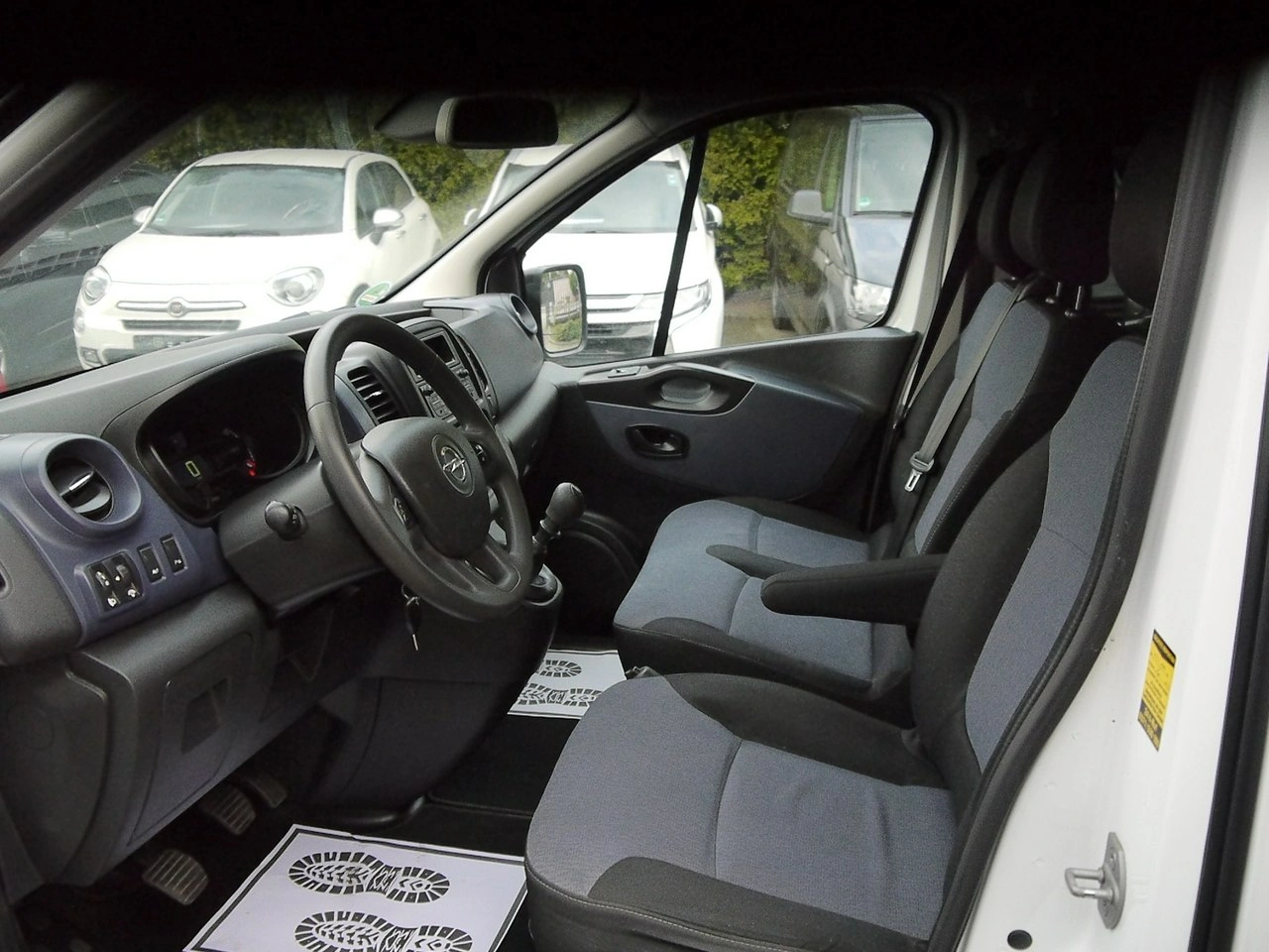 Opel Vivaro - Zdjęcie 24