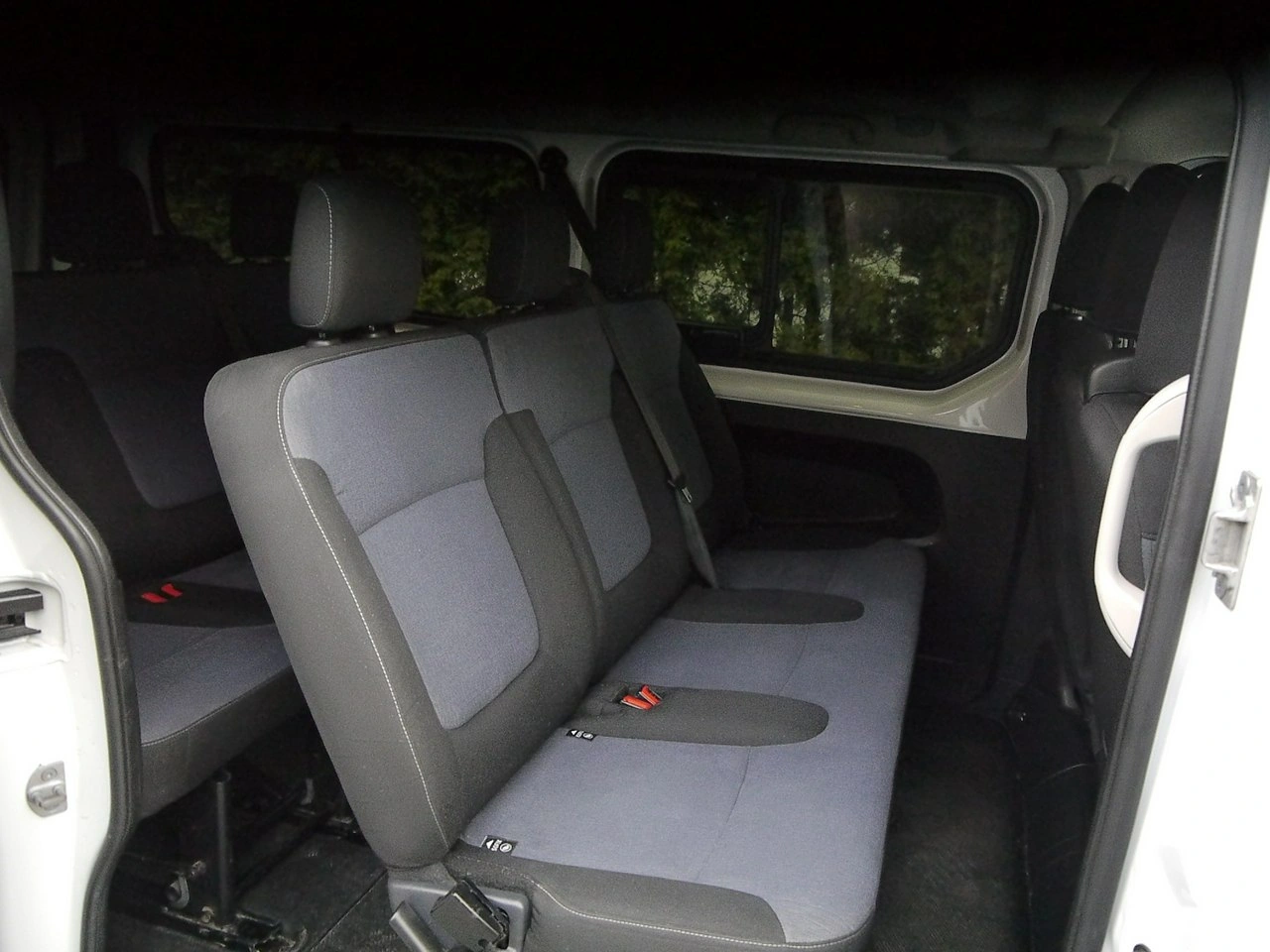 Opel Vivaro - Zdjęcie 27