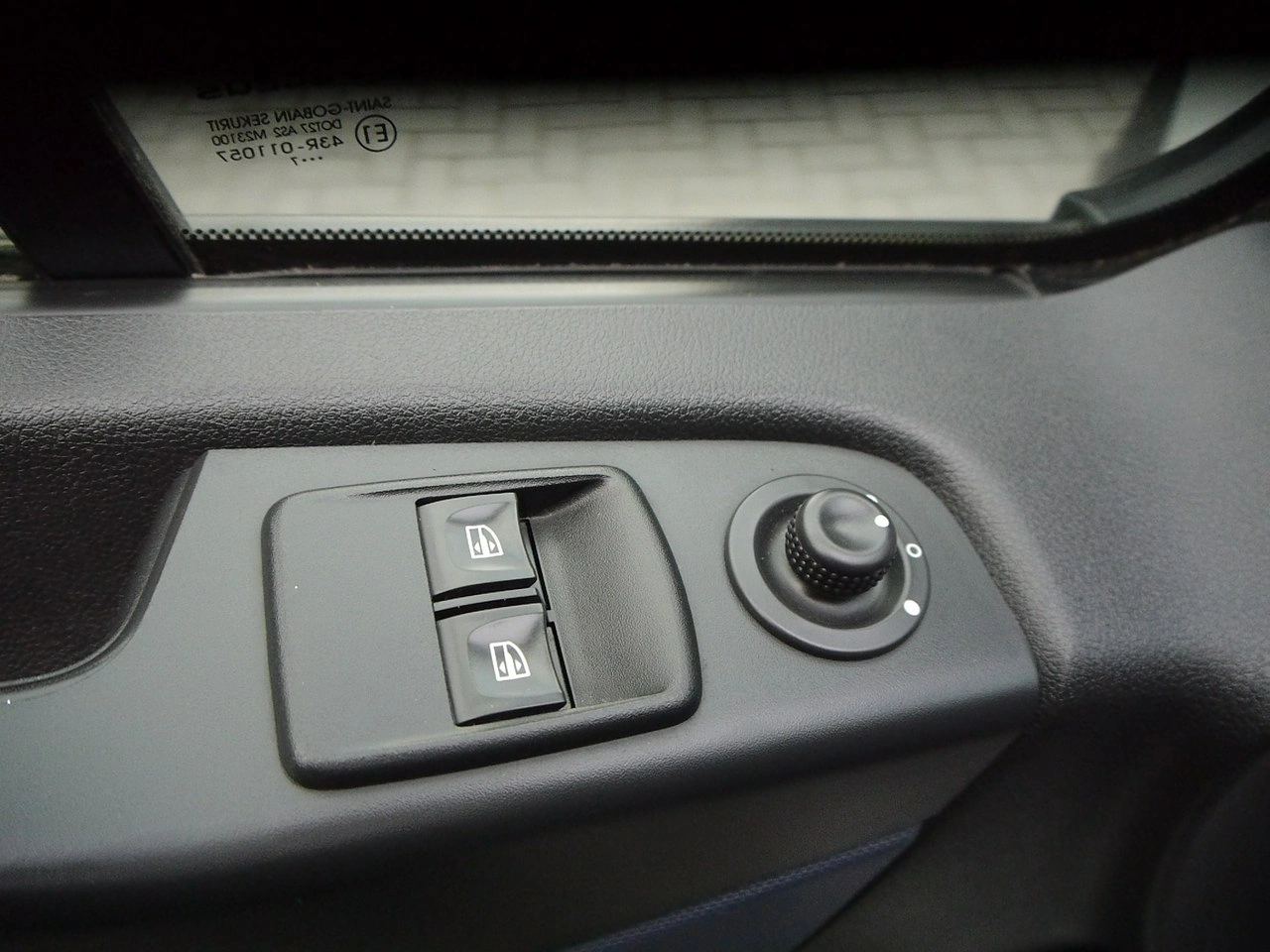 Opel Vivaro - Zdjęcie 30