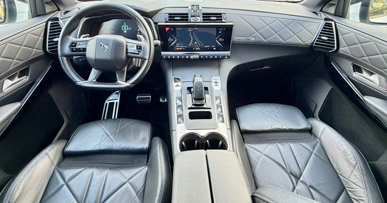 DS Automobiles DS 7 Crossback - Zdjęcie 10
