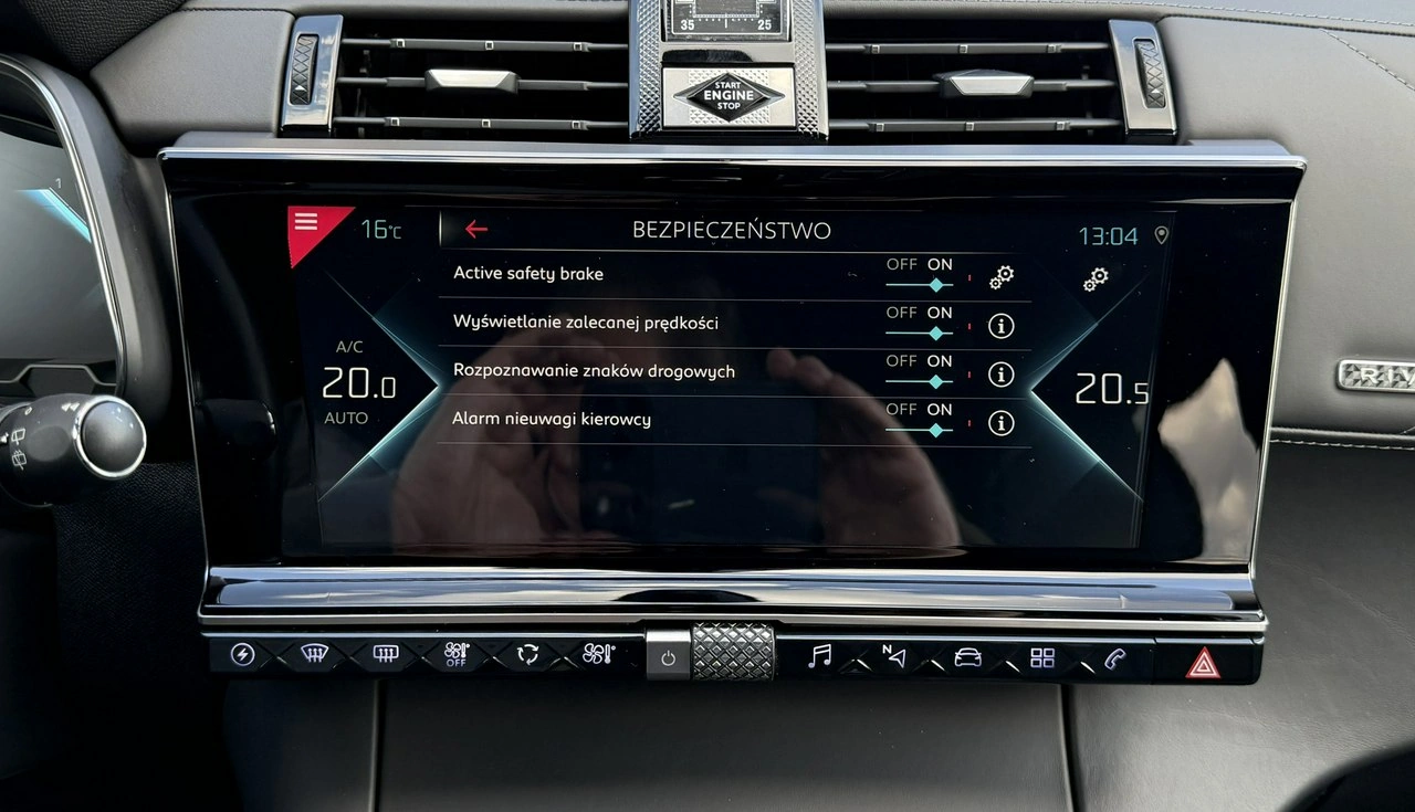 DS Automobiles DS 7 Crossback - Zdjęcie 34