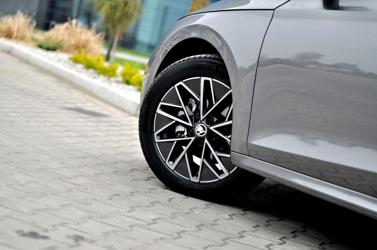 Skoda Octavia - Zdjęcie 18