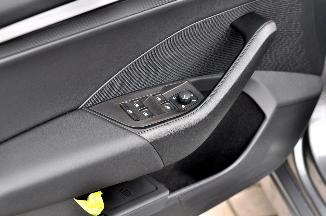 Skoda Octavia - Zdjęcie 19