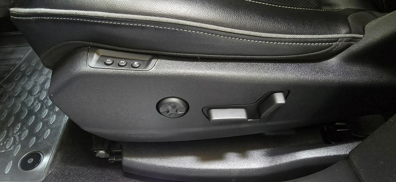 Opel Grandland X - Zdjęcie 18