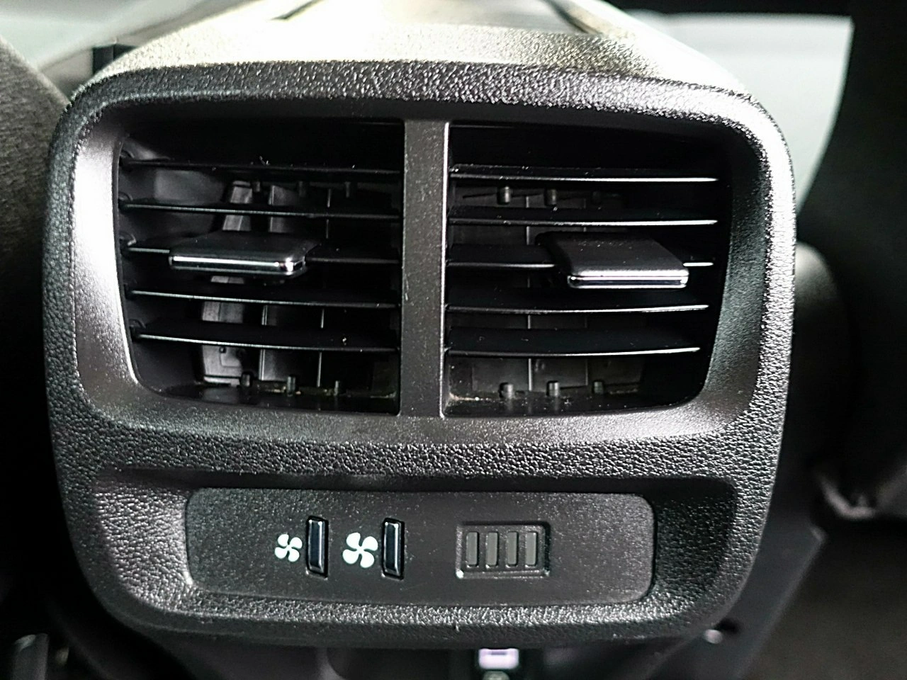 Peugeot Rifter - Zdjęcie 19