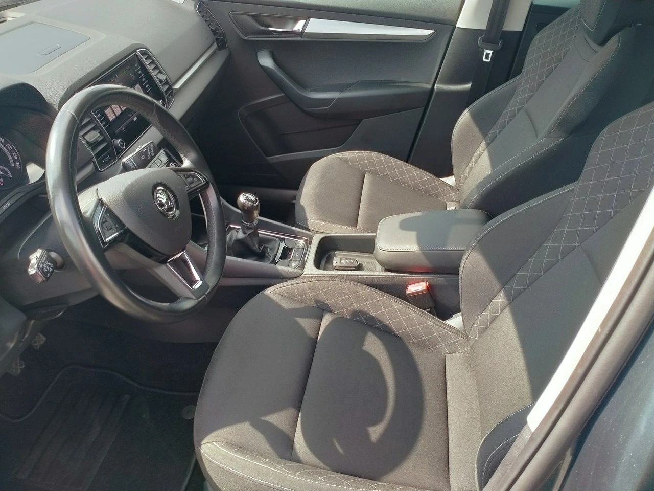 Skoda Karoq - Zdjęcie 11