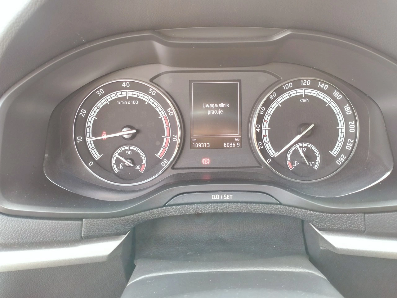 Skoda Karoq - Zdjęcie 16