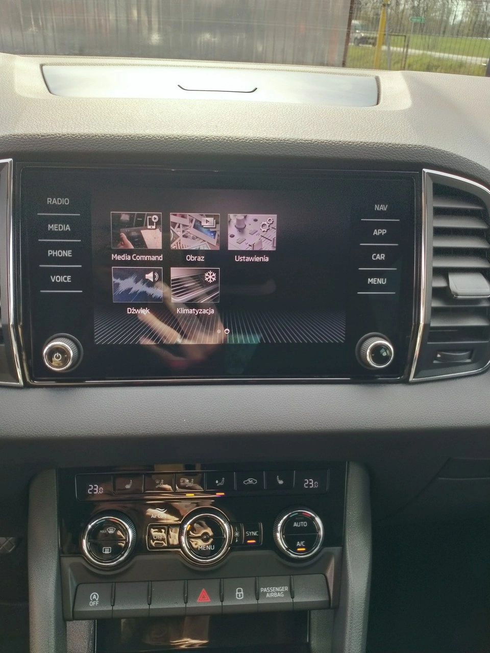 Skoda Karoq - Zdjęcie 22