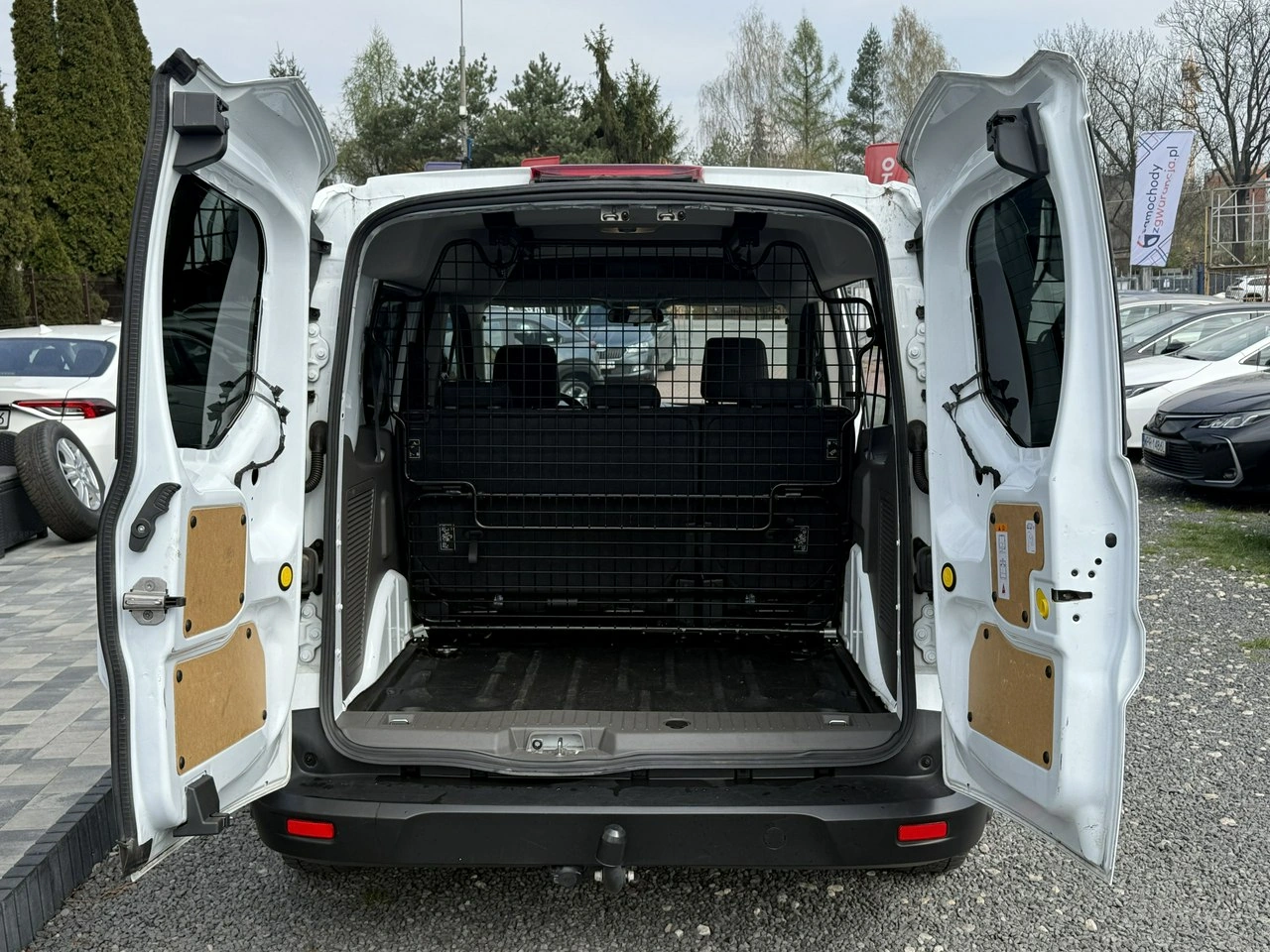 Ford Transit Connect - Zdjęcie 10