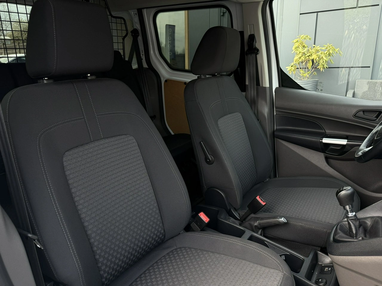 Ford Transit Connect - Zdjęcie 12
