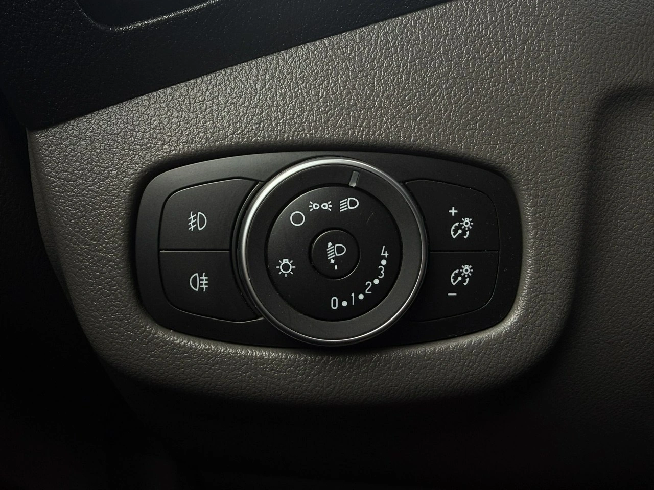 Ford Transit Connect - Zdjęcie 30