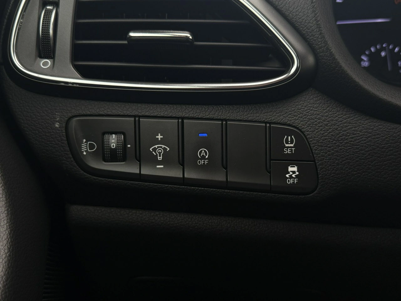 Hyundai i30 - Zdjęcie 28