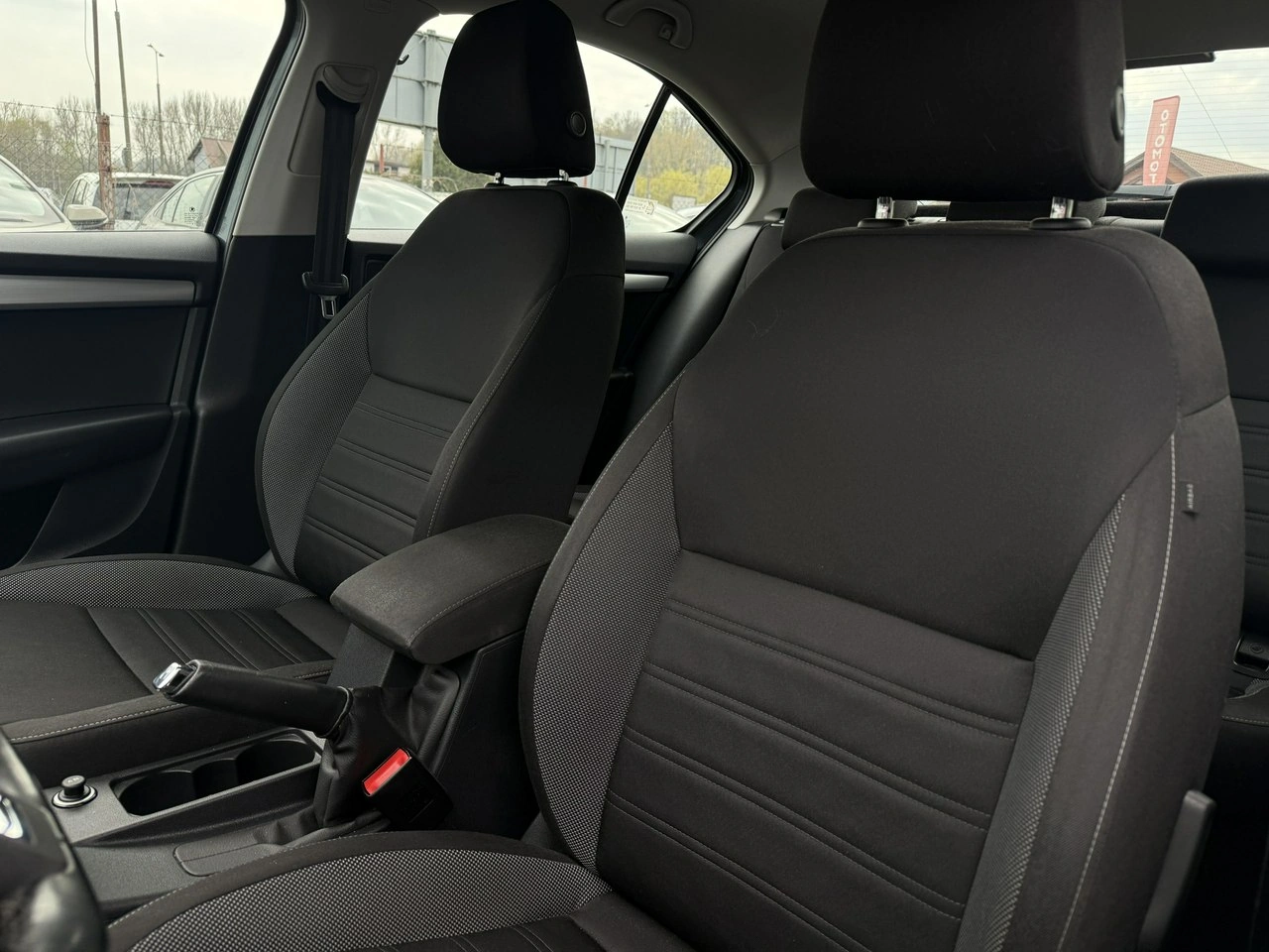 Skoda Octavia - Zdjęcie 9